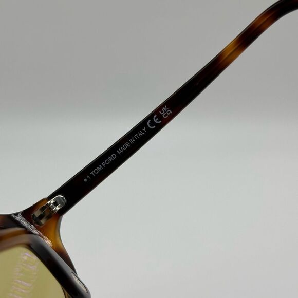 BRAND NEW TOM FORD FT1001/S 53E Photochromic with Yellow Lens Sunglasses - Picture 3 of 10